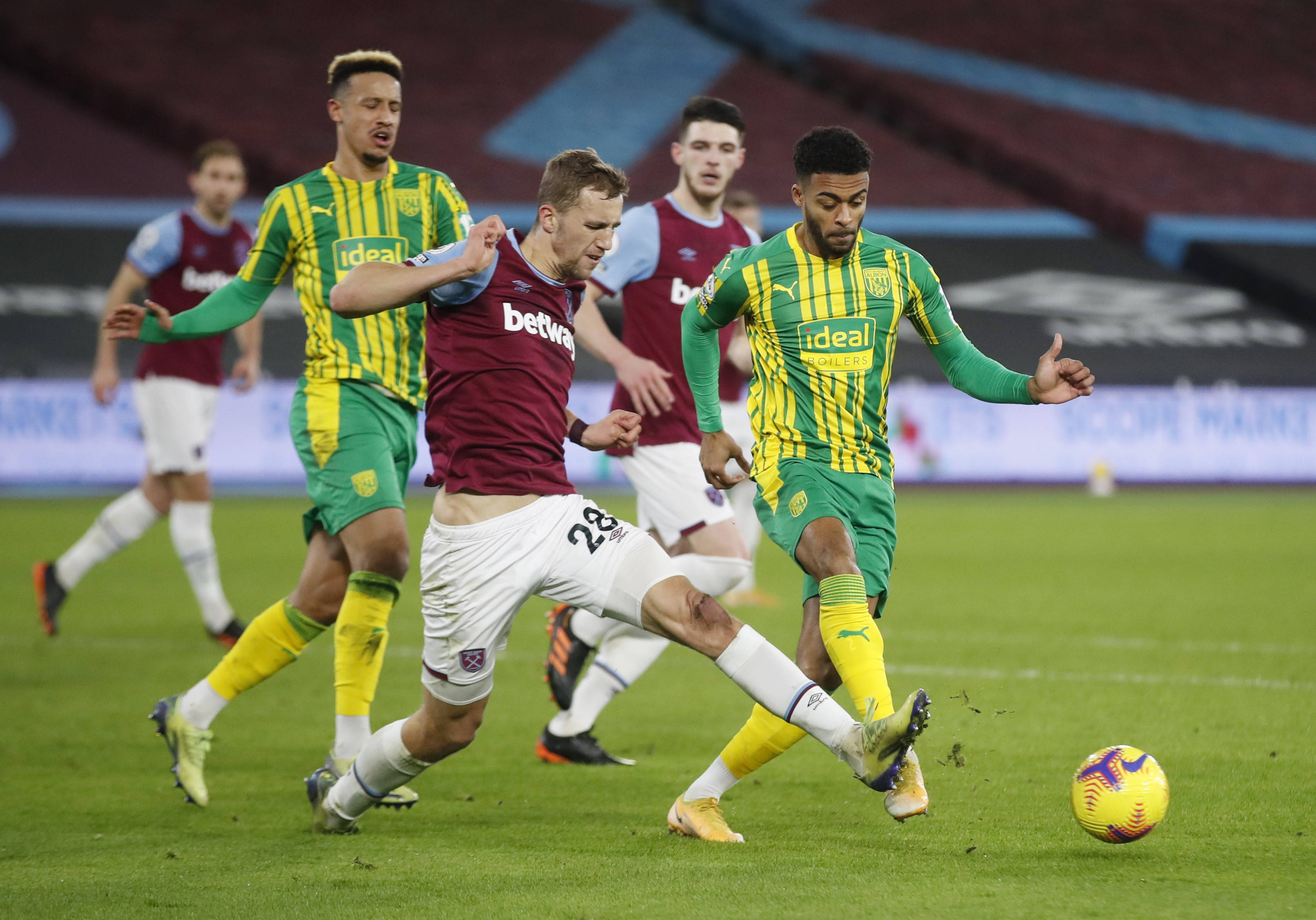 吸引年轻一 吸引年轻一