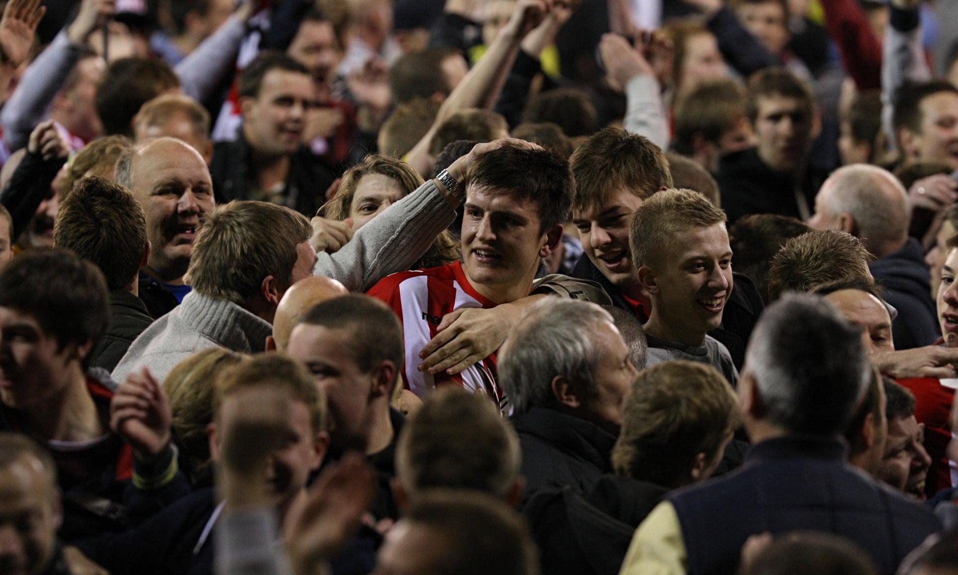 雷霆凭借年 雷霆凭借年